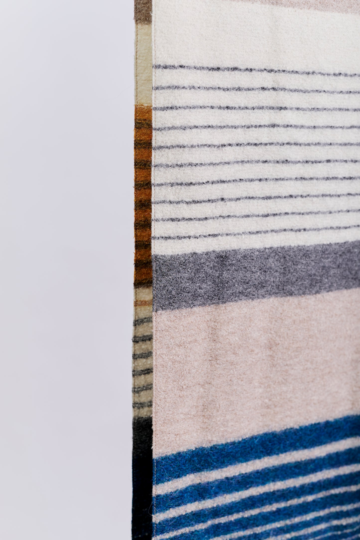 The Illary Throw - Premium Baby Alpaca Travel Blanket by Aqpaca