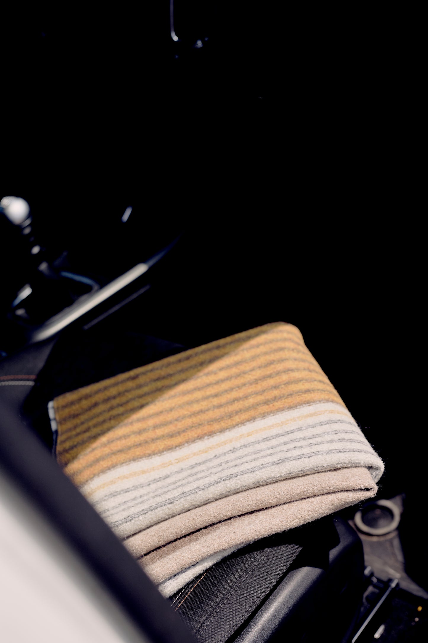 The Illary Throw - Premium Baby Alpaca Travel Blanket by Aqpaca