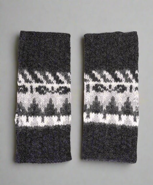 Handmade Premium Baby Alpaca Wool Fingerless Gloves – Cozy Gray & White Pattern