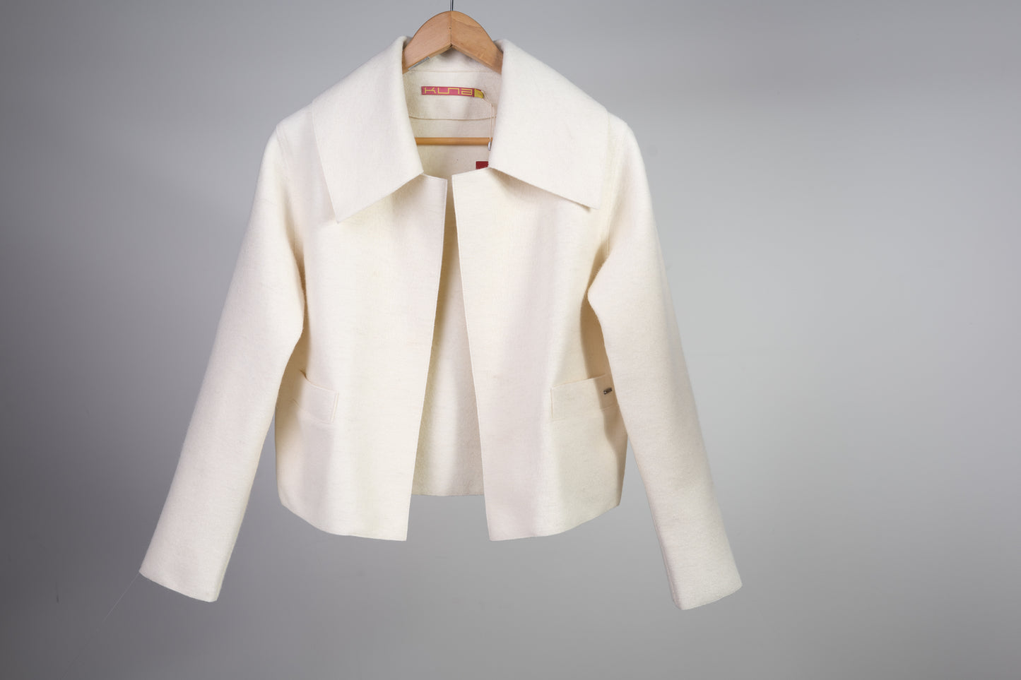 Refined Women Alpaca Wool Coat – Ivory Color Felted Outerwear, Sustainable & Elegant Design